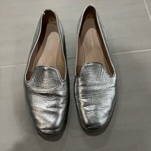 Stuart weitzman silver venetian loafer slipper 9